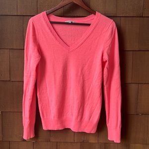 GAP V-Neck Sweater